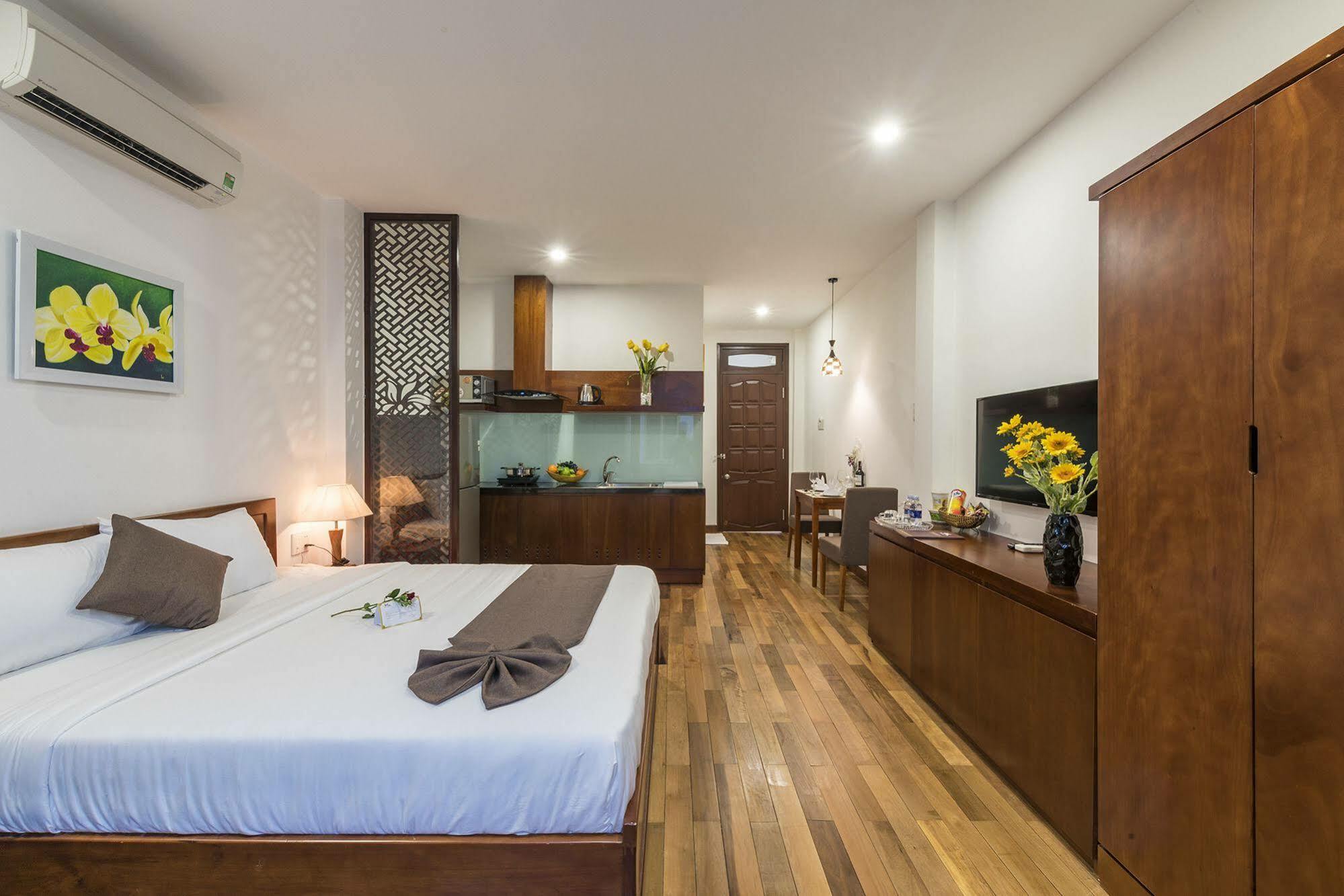 Ocean Flower Hotel ดานัง ภายนอก รูปภาพ