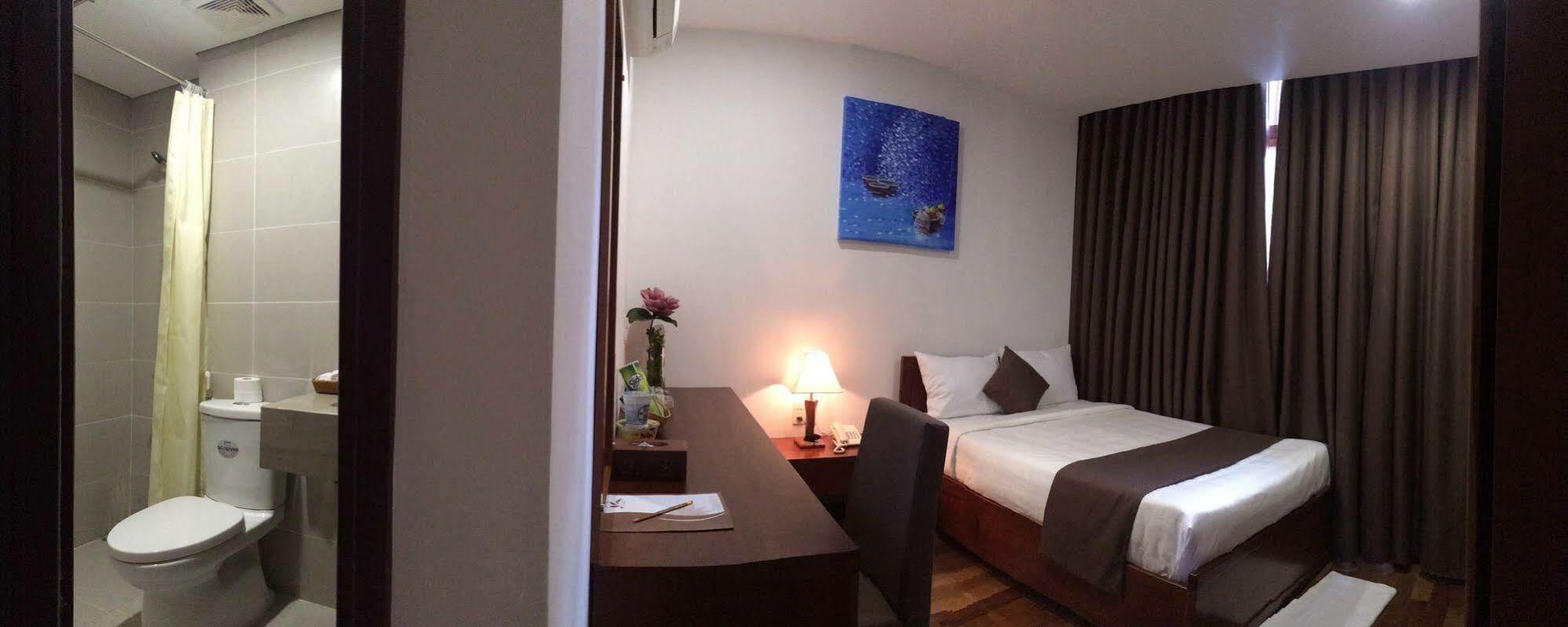 Ocean Flower Hotel ดานัง ภายนอก รูปภาพ