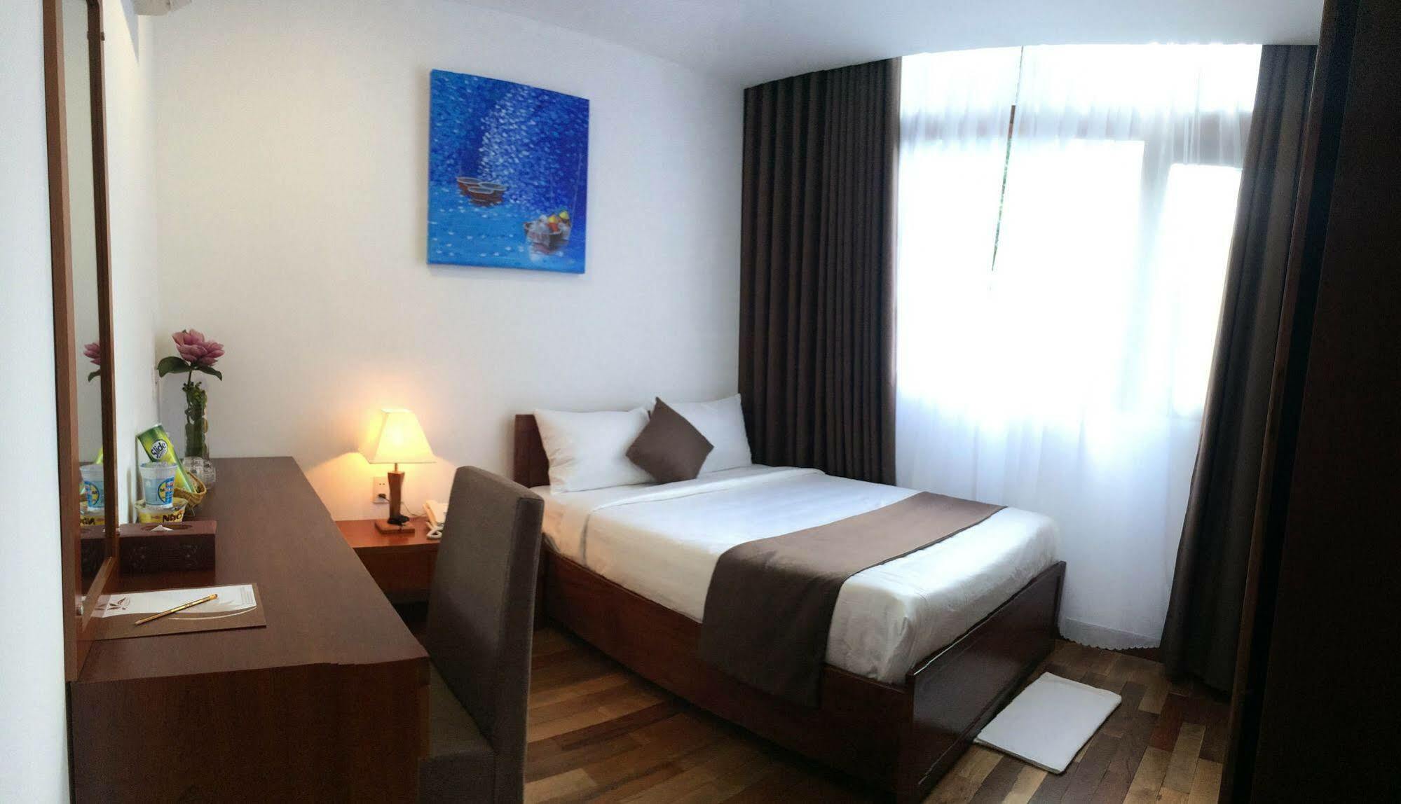 Ocean Flower Hotel ดานัง ภายนอก รูปภาพ